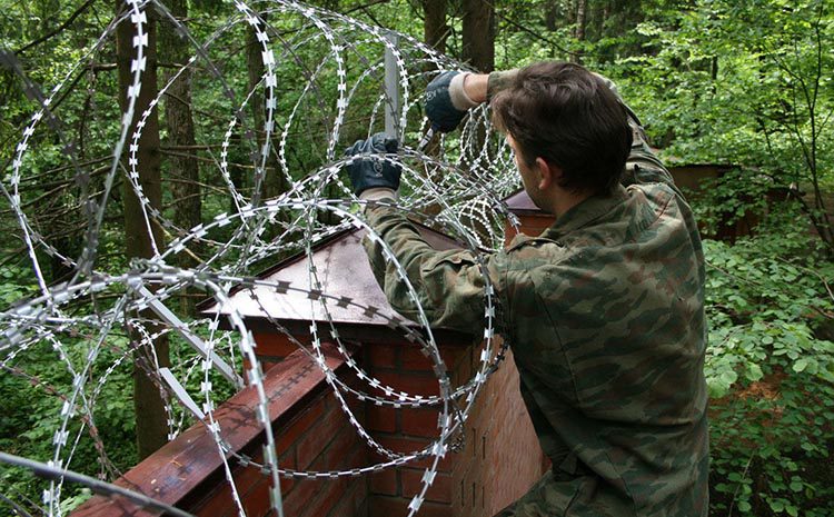 what type of barbed wire is used in military areas